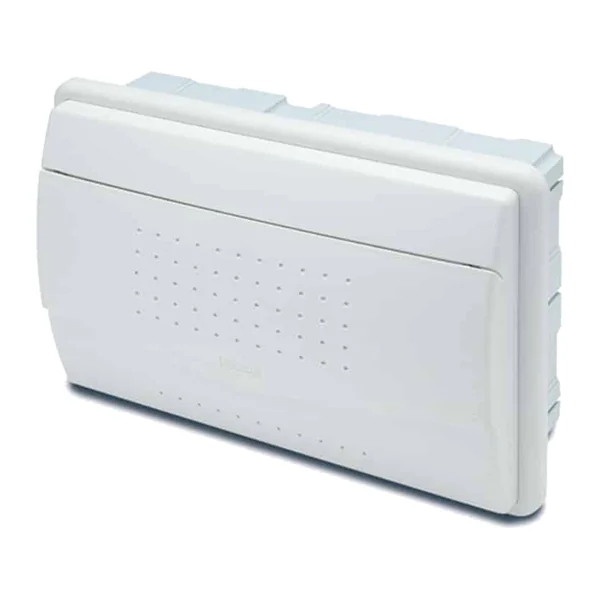3712 — Enclosure for flush mounting 12 modules IP40, opaque door